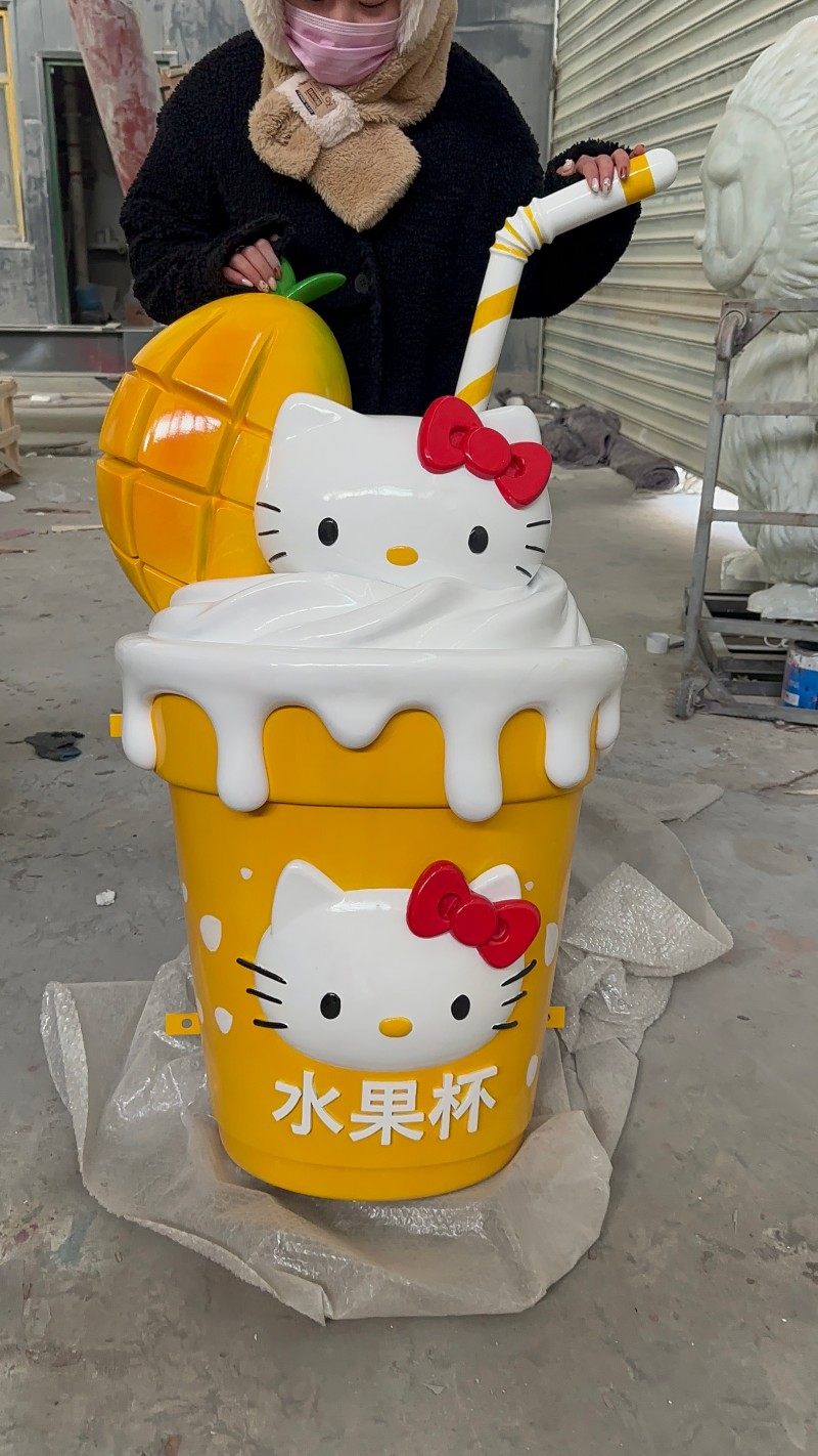 水果杯奶茶杯雕塑