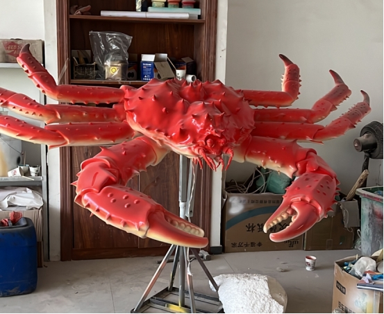 玻璃钢发光帝王蟹雕塑 | 青岛海鲜餐厅门头装置定制项目